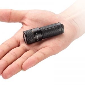 zaklamp fenix e15